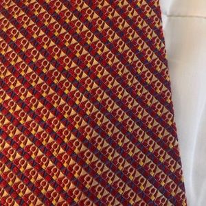 Red and yellow jobanks tie